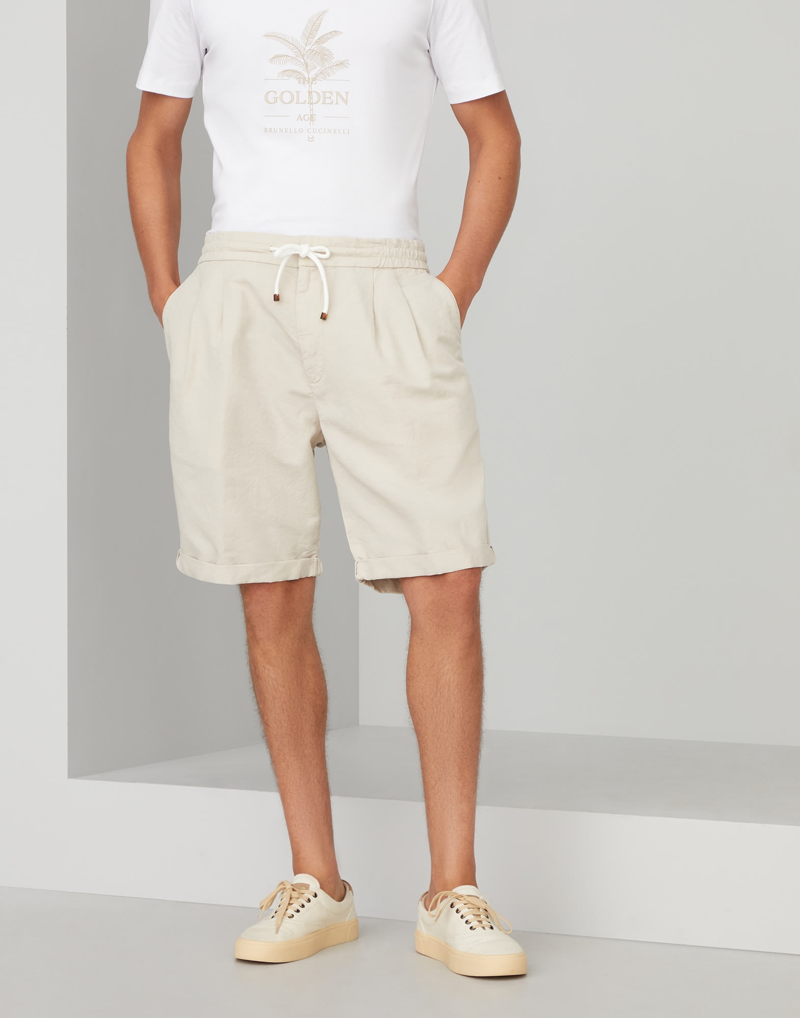 Garment-dyed Bermuda shorts in twisted linen and cotton gabardine with drawstring and double pleats - 1