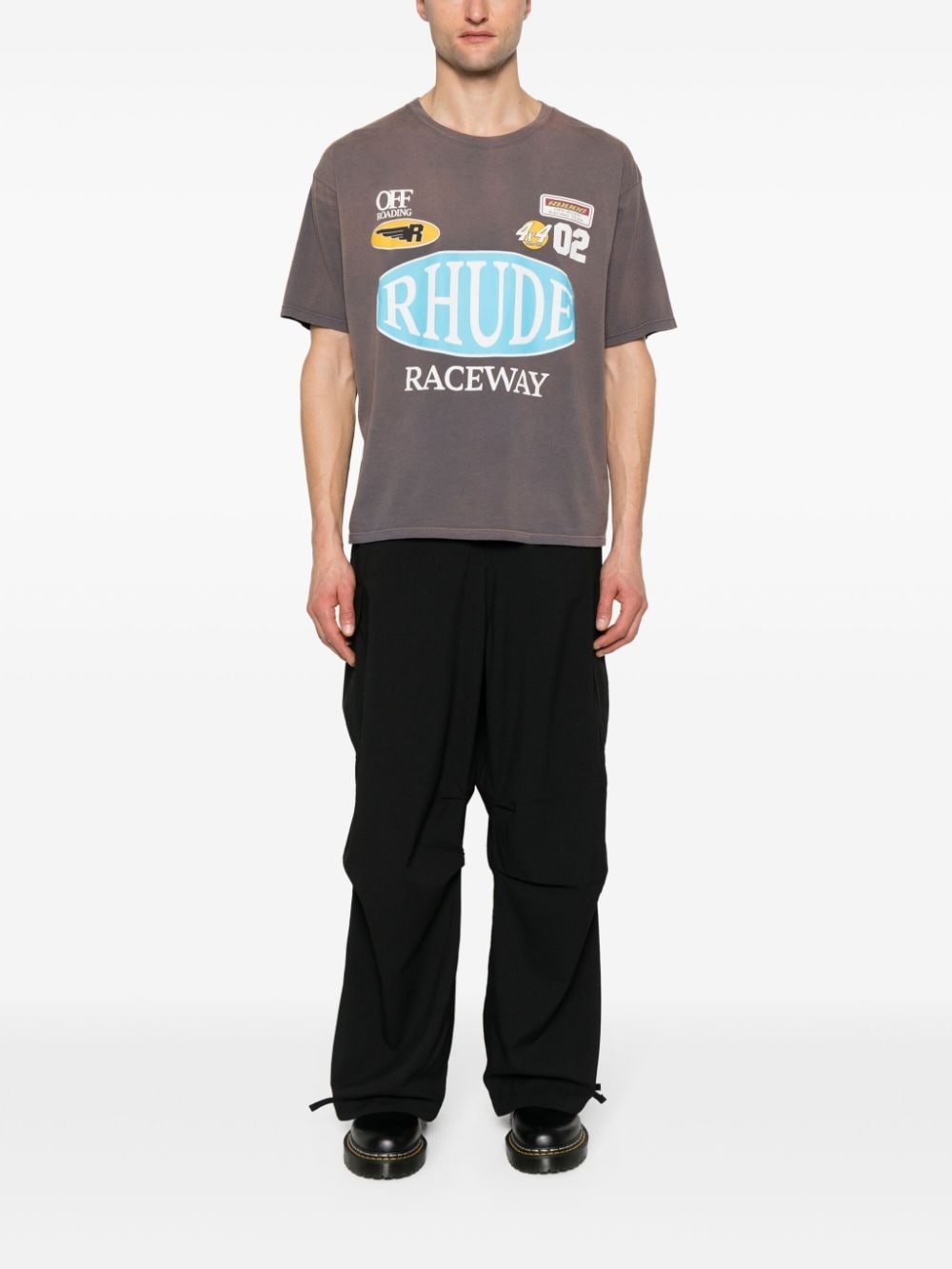 textured-finish straight-leg cargo pants - 2
