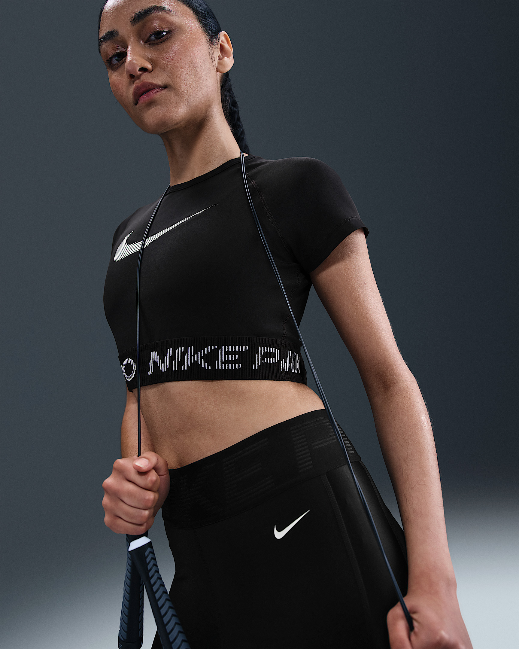 Nike Pro Women's Dri-FIT Short-Sleeve Cropped Graphic Top - 3