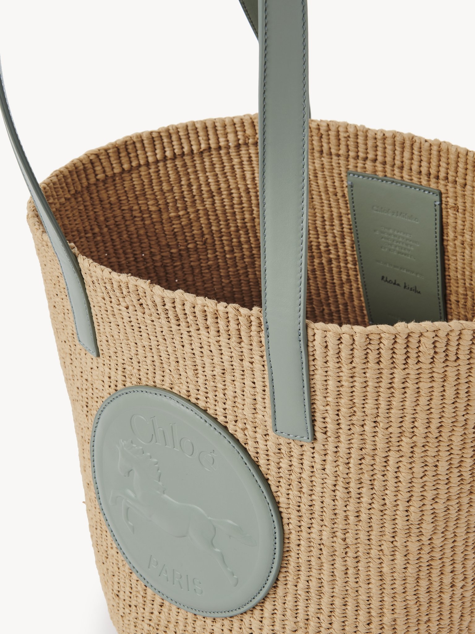 LARGE HORSE MEDAL BASKET IN NATURAL FIBERS - 5
