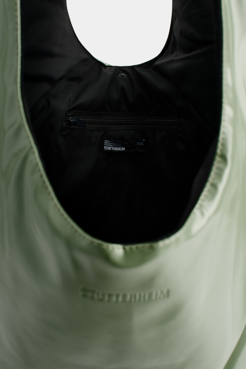Stutterheim Svea Puffer Bag Opal Khaki Green outlook