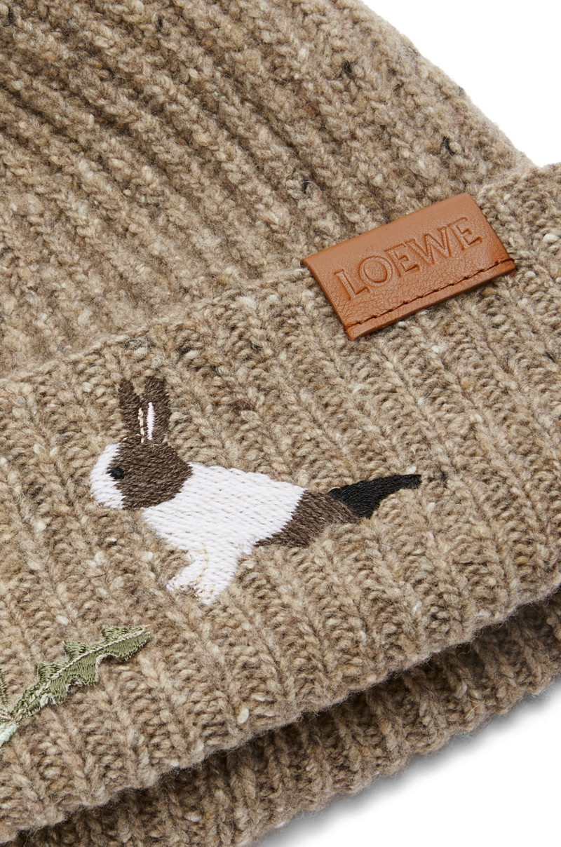 Bunny beanie in wool 4