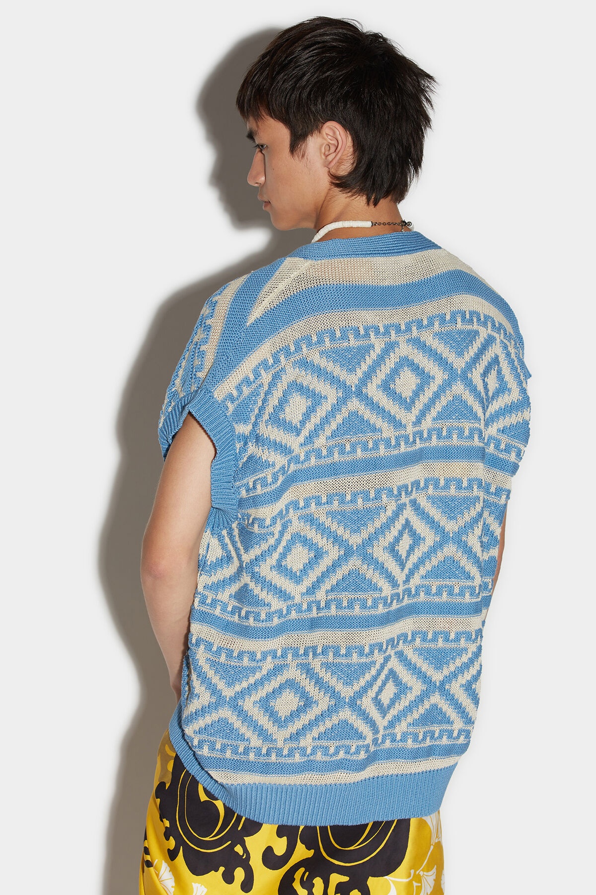 GEOMETRIC KNIT GILET - 2
