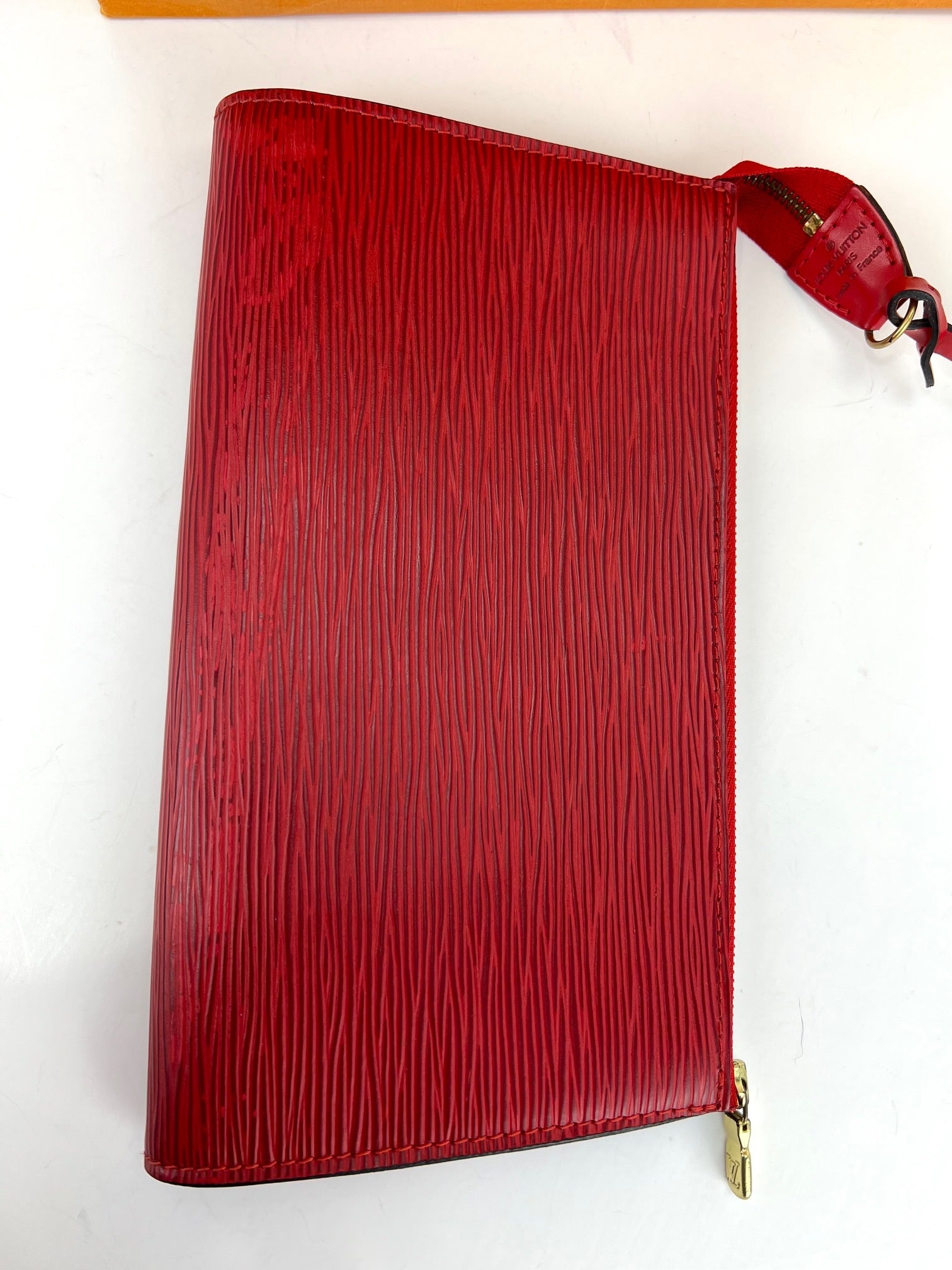 Louis Vuitton Handbag Epi 24 Pochette Accessories Red Leather Crossbody Bag Preowned - 8