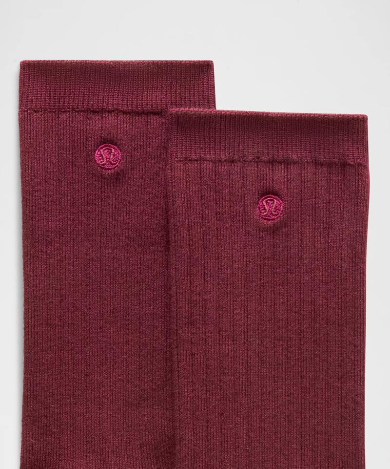 lululemon Unisex Ribbed Cotton-Blend Crew Socks outlook