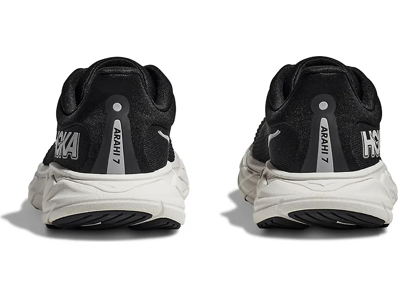 HOKA Arahi 7 - 5