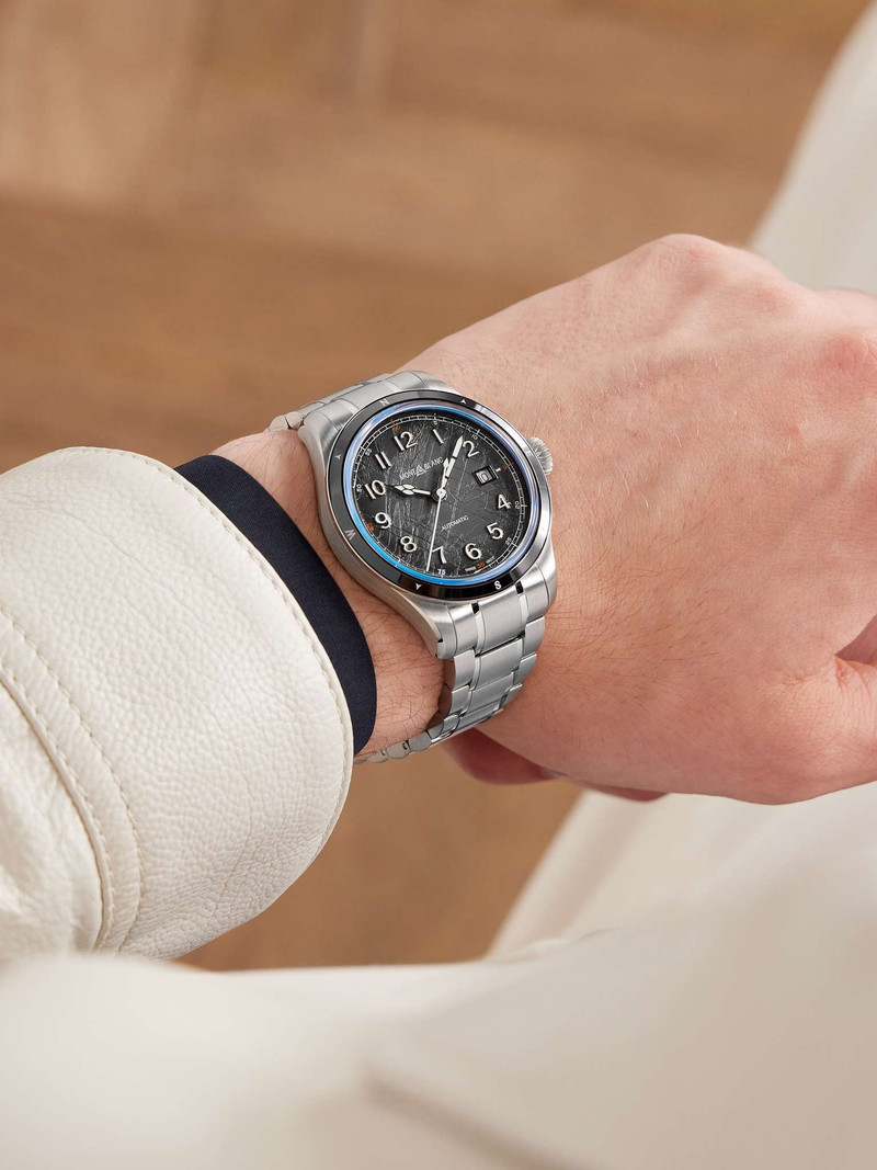 Montblanc 1858 0 Oxygen The 8000 Automatic 41mm Stainless Steel Watch, Ref. No. MB130984 outlook
