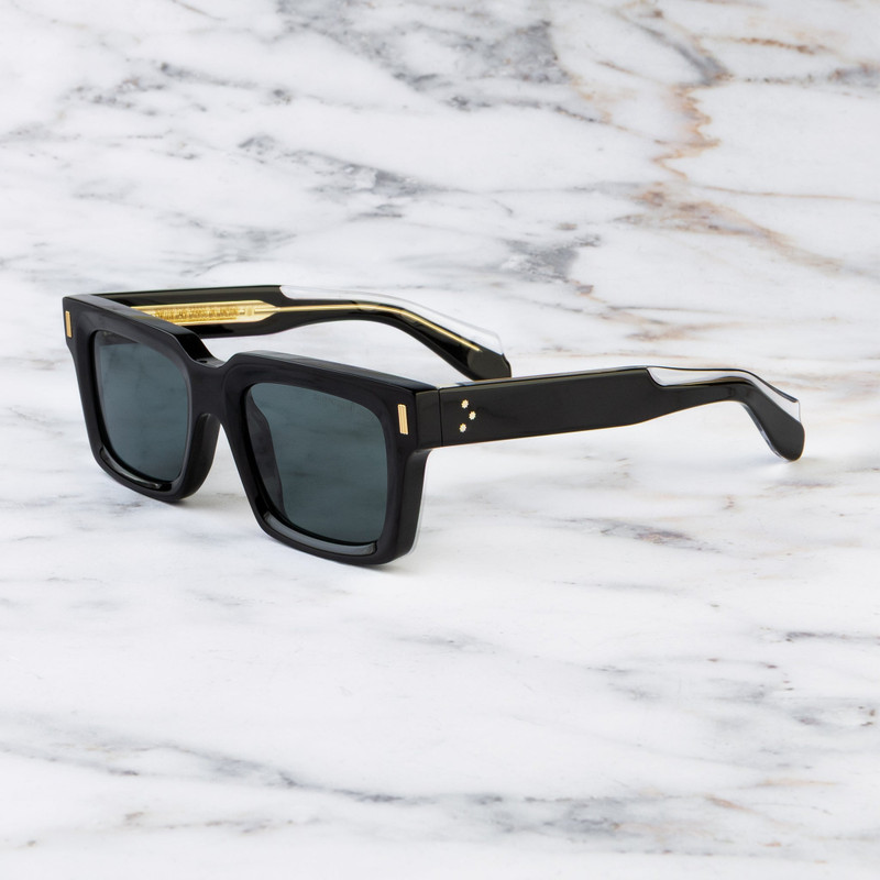 CUTLER AND GROSS 9386 SQUARE SUNGLASSES outlook