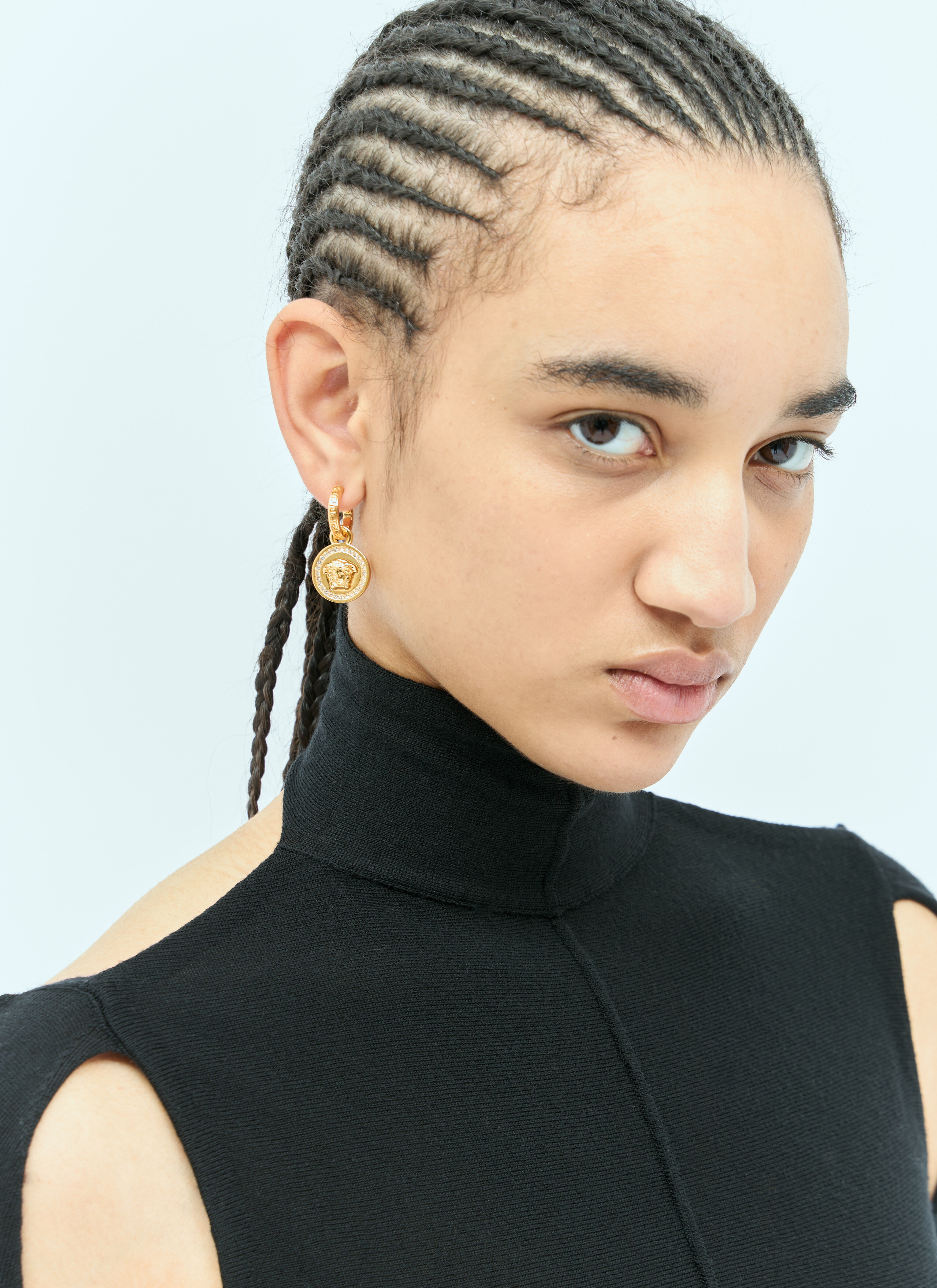 VERSACE ラメテュサクレカイヤリンク DG2D748DJMX D01O Crystal La Medusa Earrings Gold,White | VERSACE US