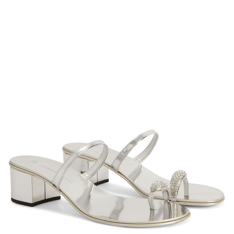 Giuseppe Zanotti Ring 40 outlook