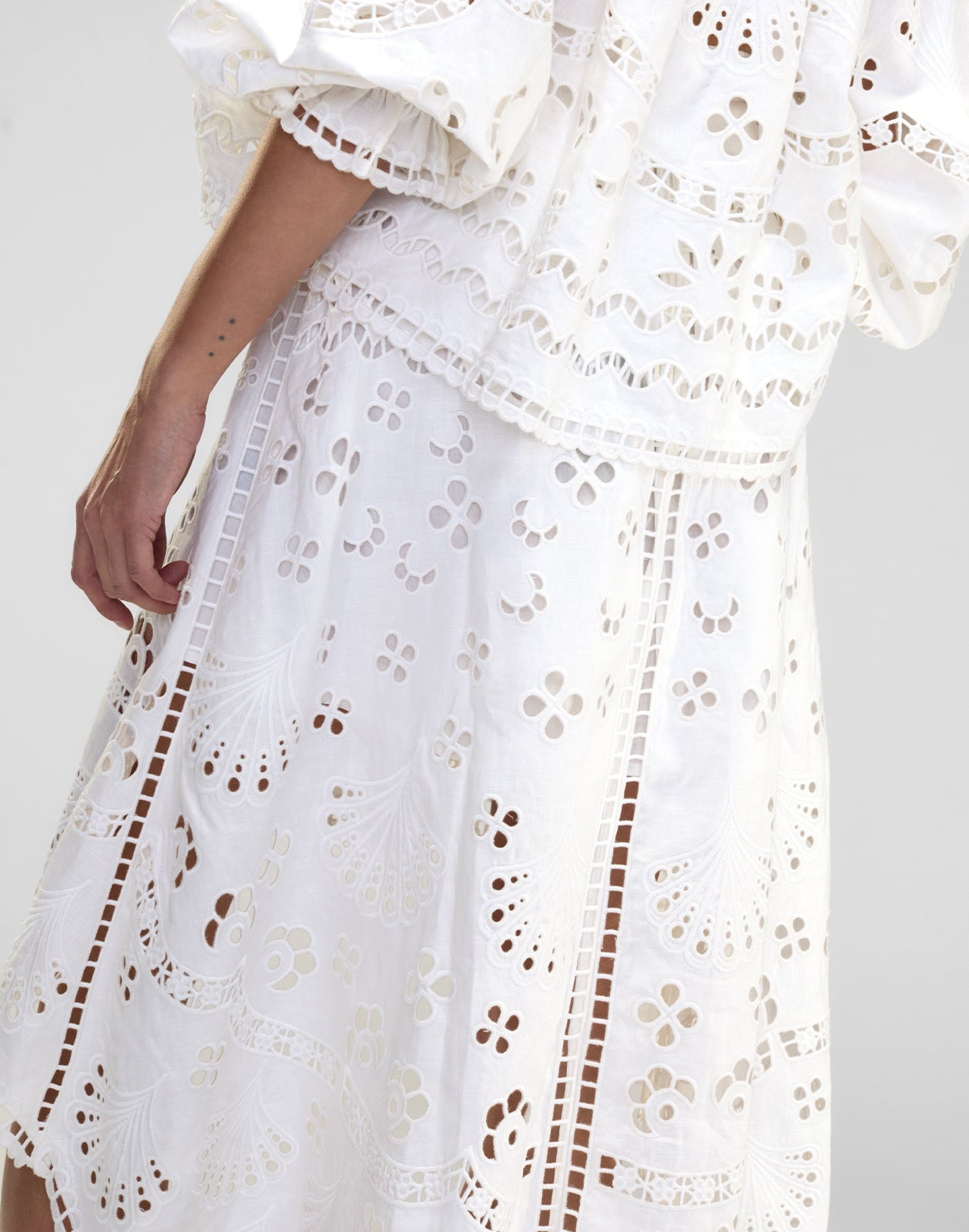 Eva Embroidered High Low Skirt - 4