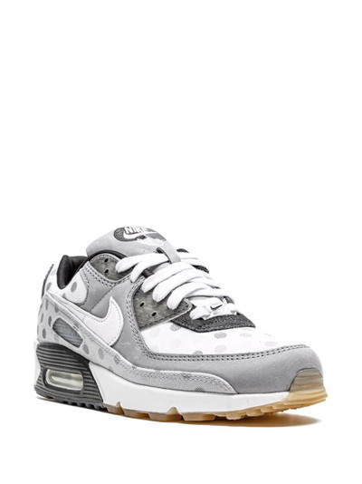 Nike Air Max 90 sneakers outlook