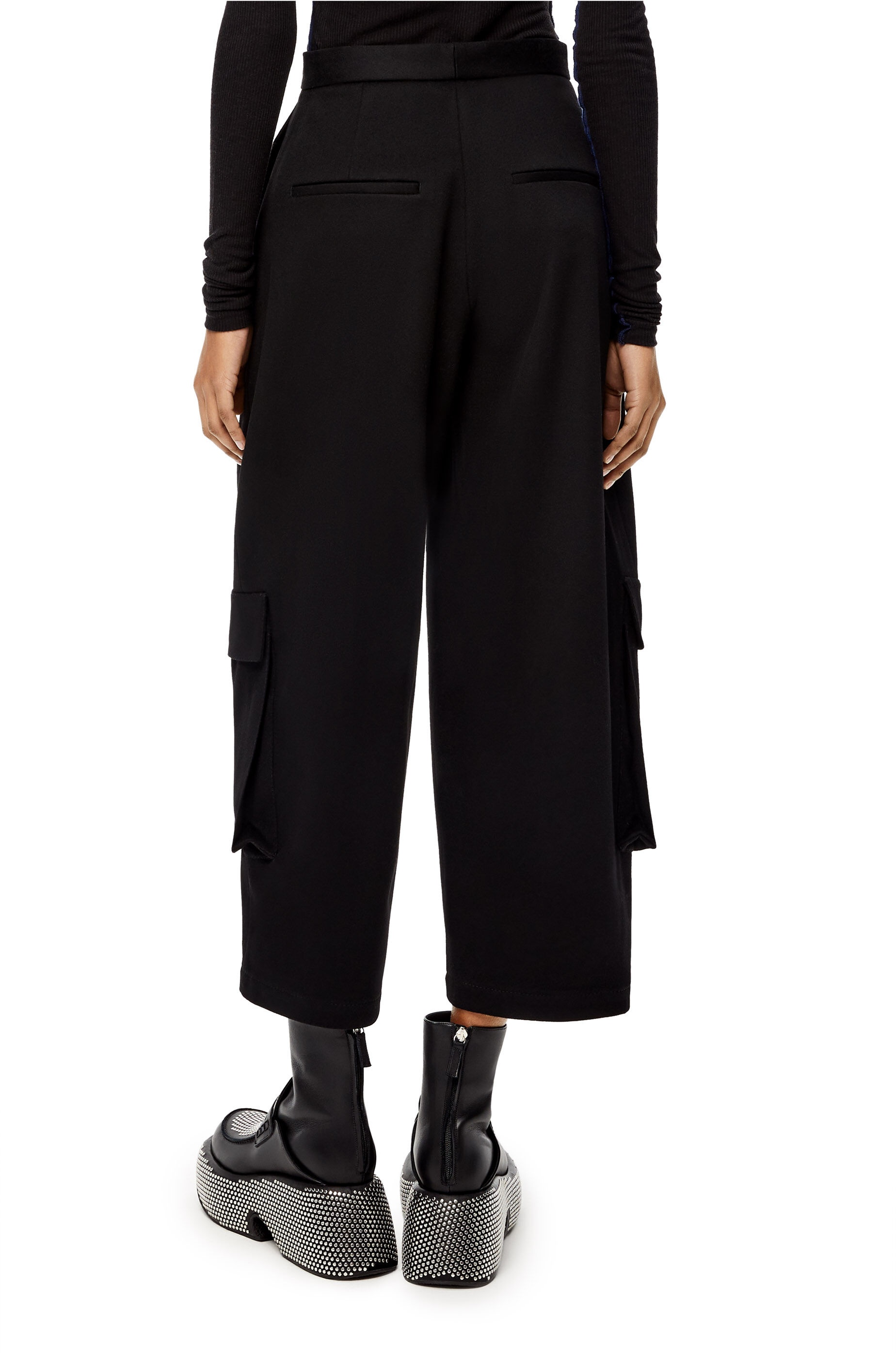 Cargo trousers in wool - 4