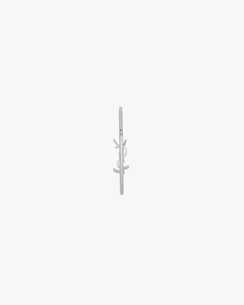 CASSANDRE는 18K GREY 금에 있는 플랜지를 붙였습니다 5