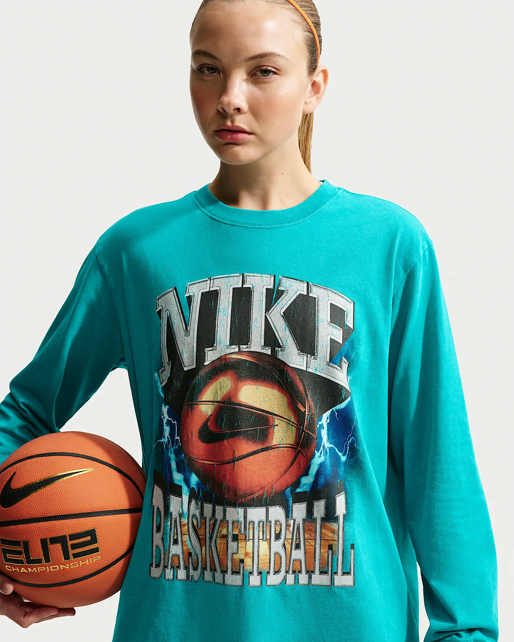 Nike Classic Women's Long-Sleeve Basketball T-Shirt - 1