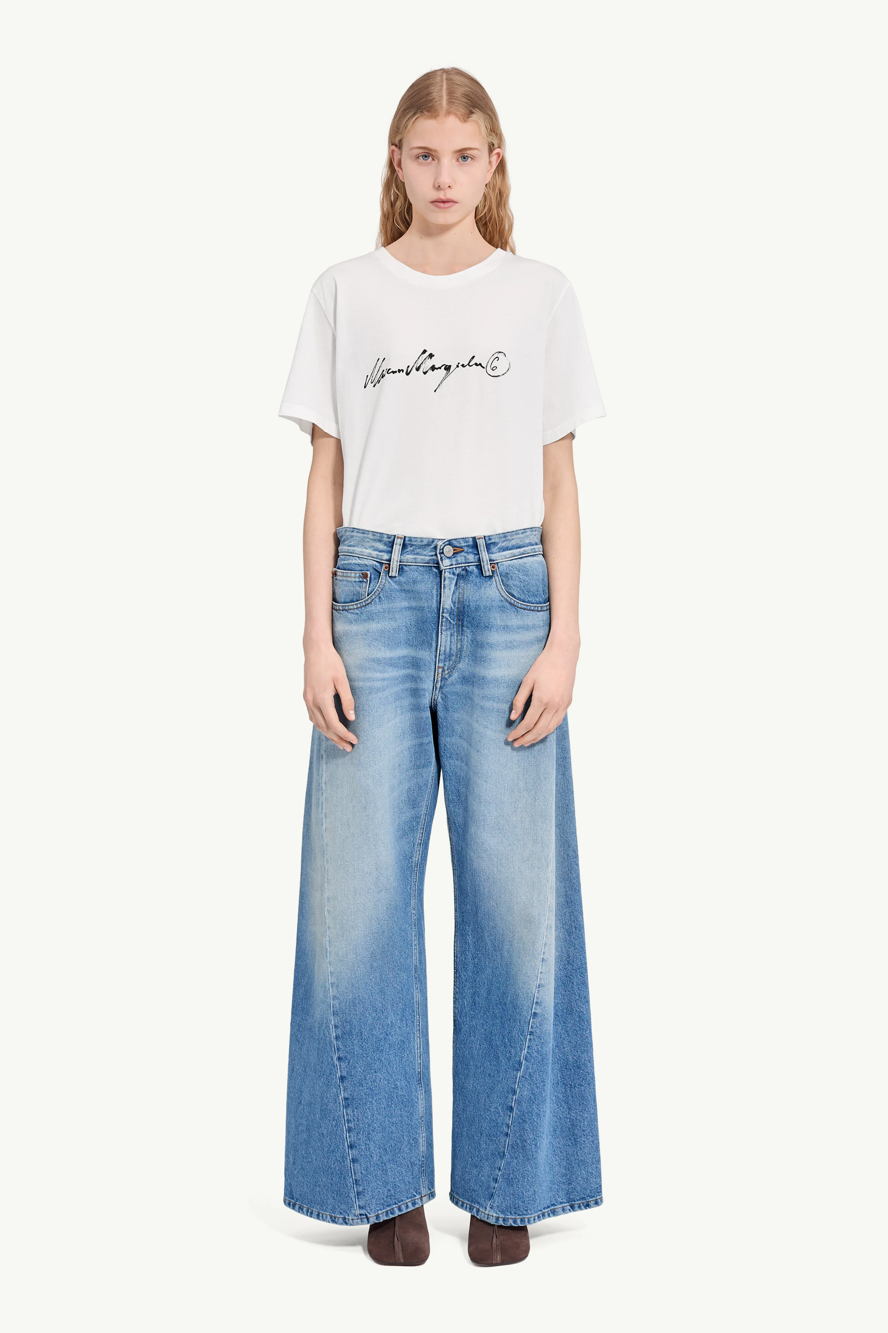 Wide-leg jeans - 1
