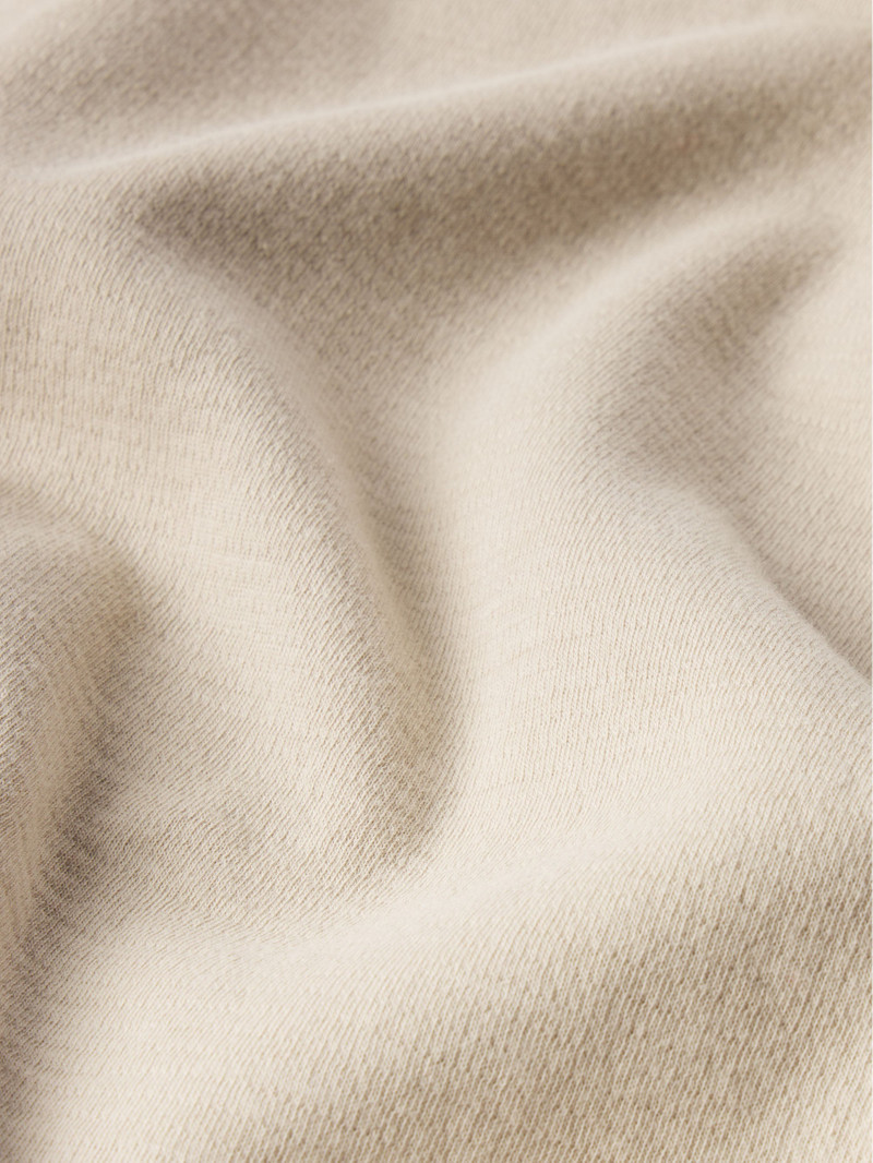 FRAME Duo Fold Tee in Light Beige outlook