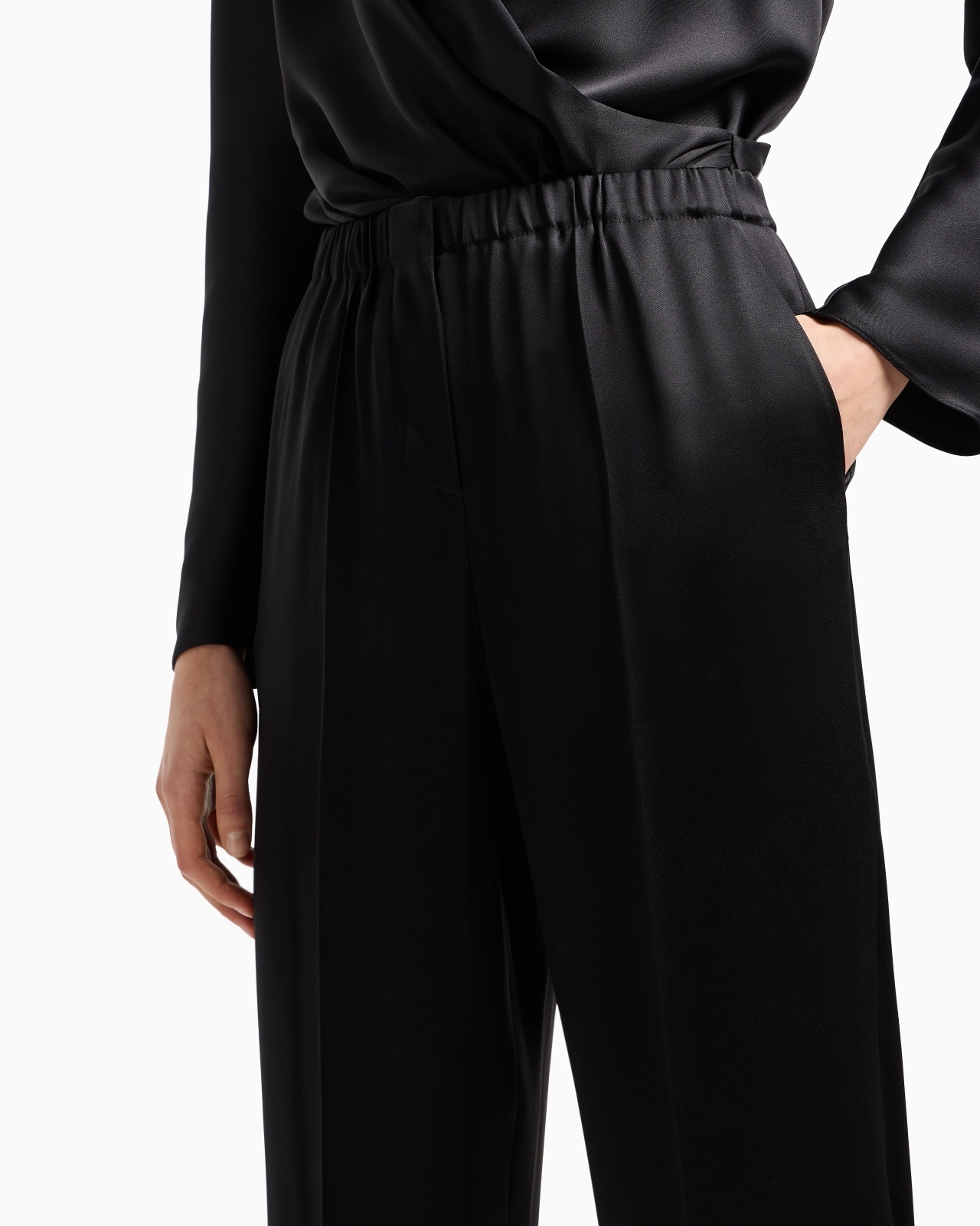 STRAIGHT-CUT TROUSERS IN DOUBLE SILK SATIN - 5