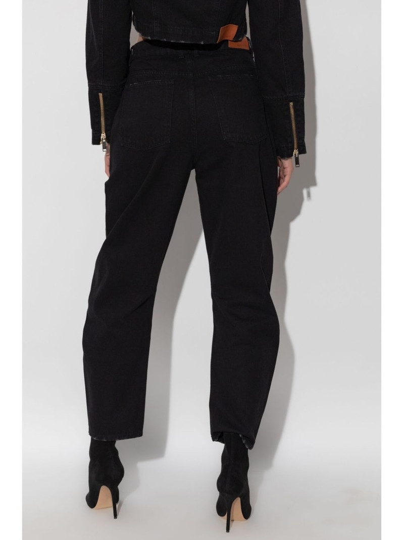 tapered jeans 4