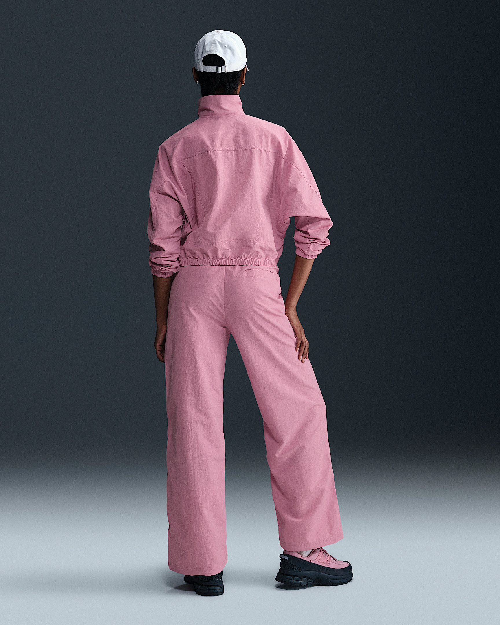 Nike Sportswear Everything Wovens Women's Oversized Repel UV Protection Jacket - 5