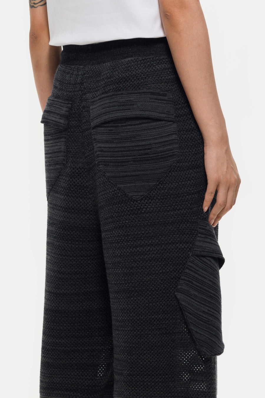 Téla Knit Pant in Dark Smoke Grey/Black - 5