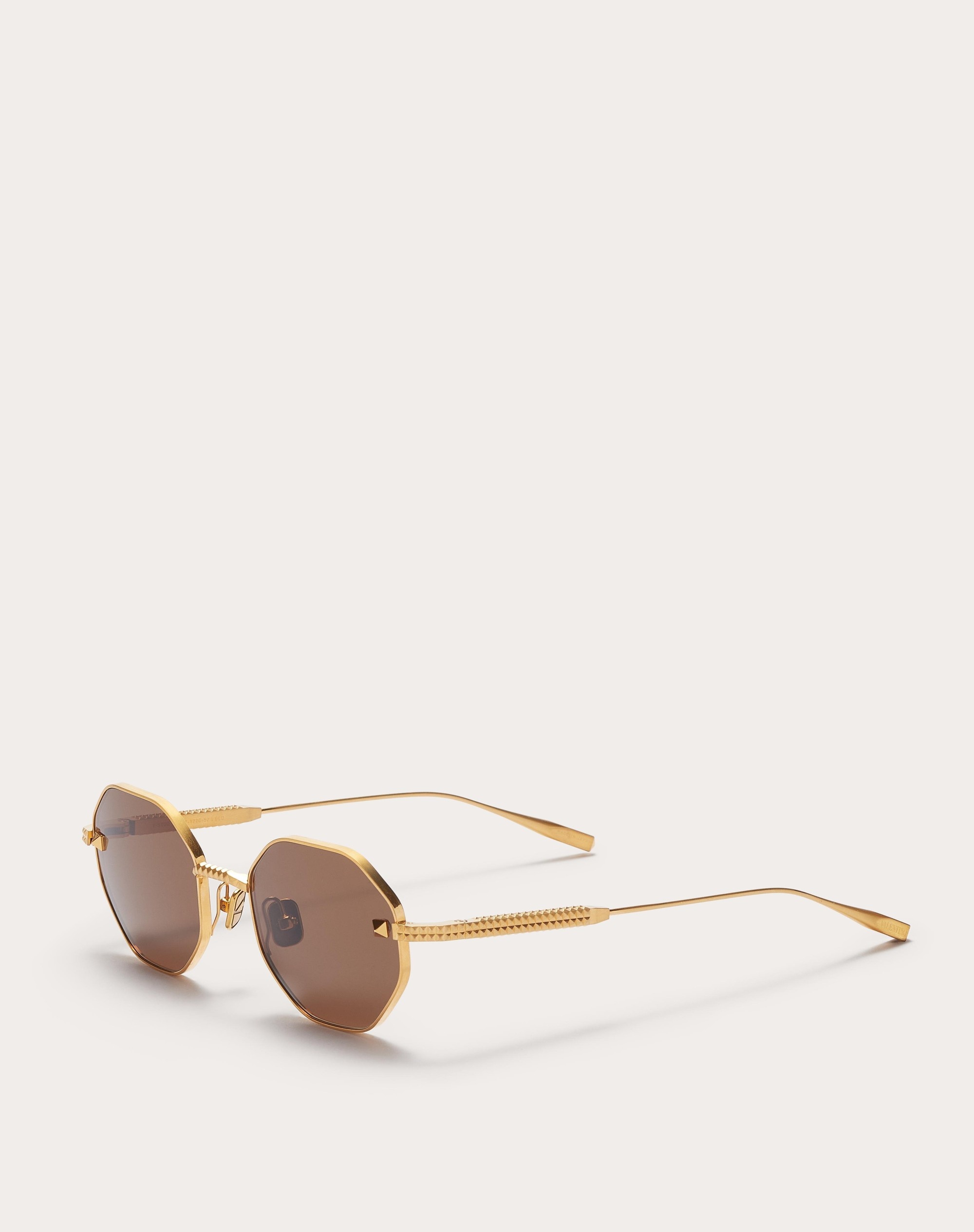 EXHAGONAL TITANIUM FRAME V-STUD - 2