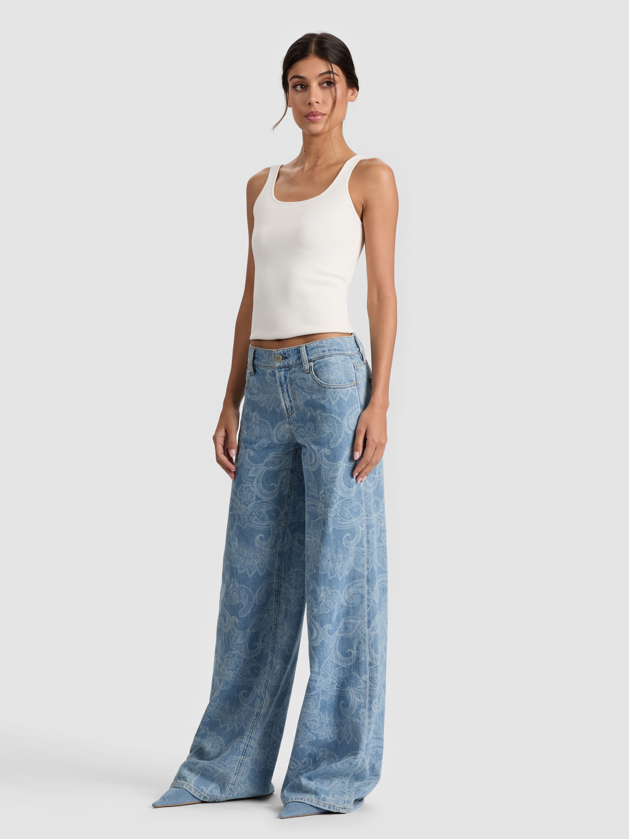 AMAZING JEAN - 6