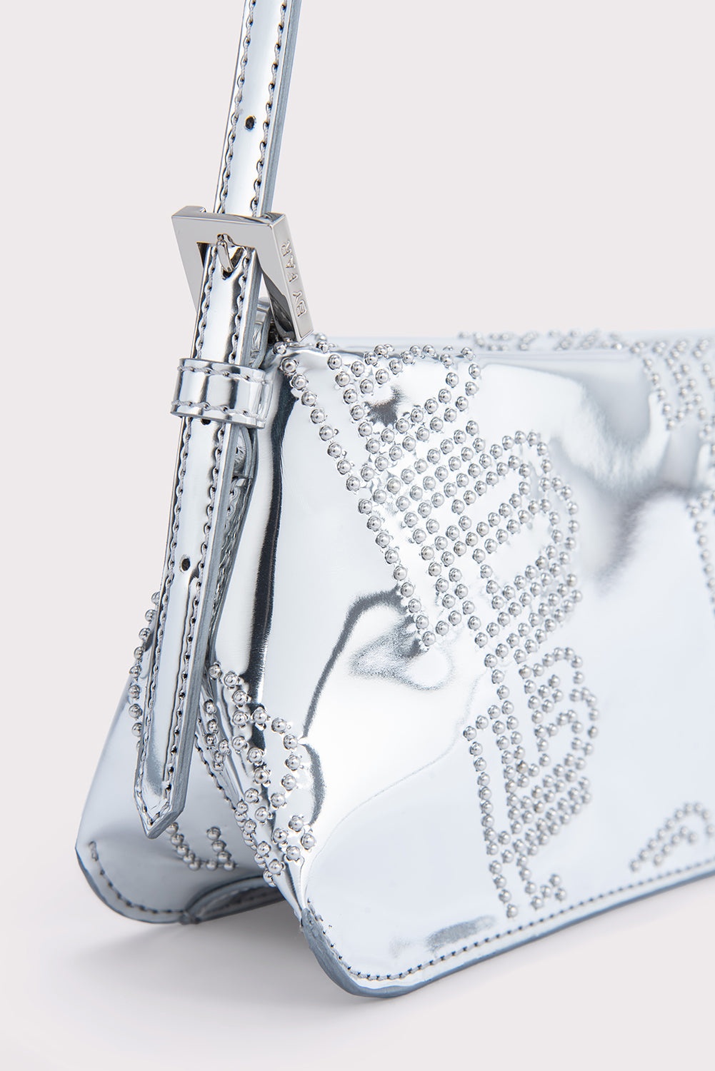 Dulce Silver Stud Lac - 5