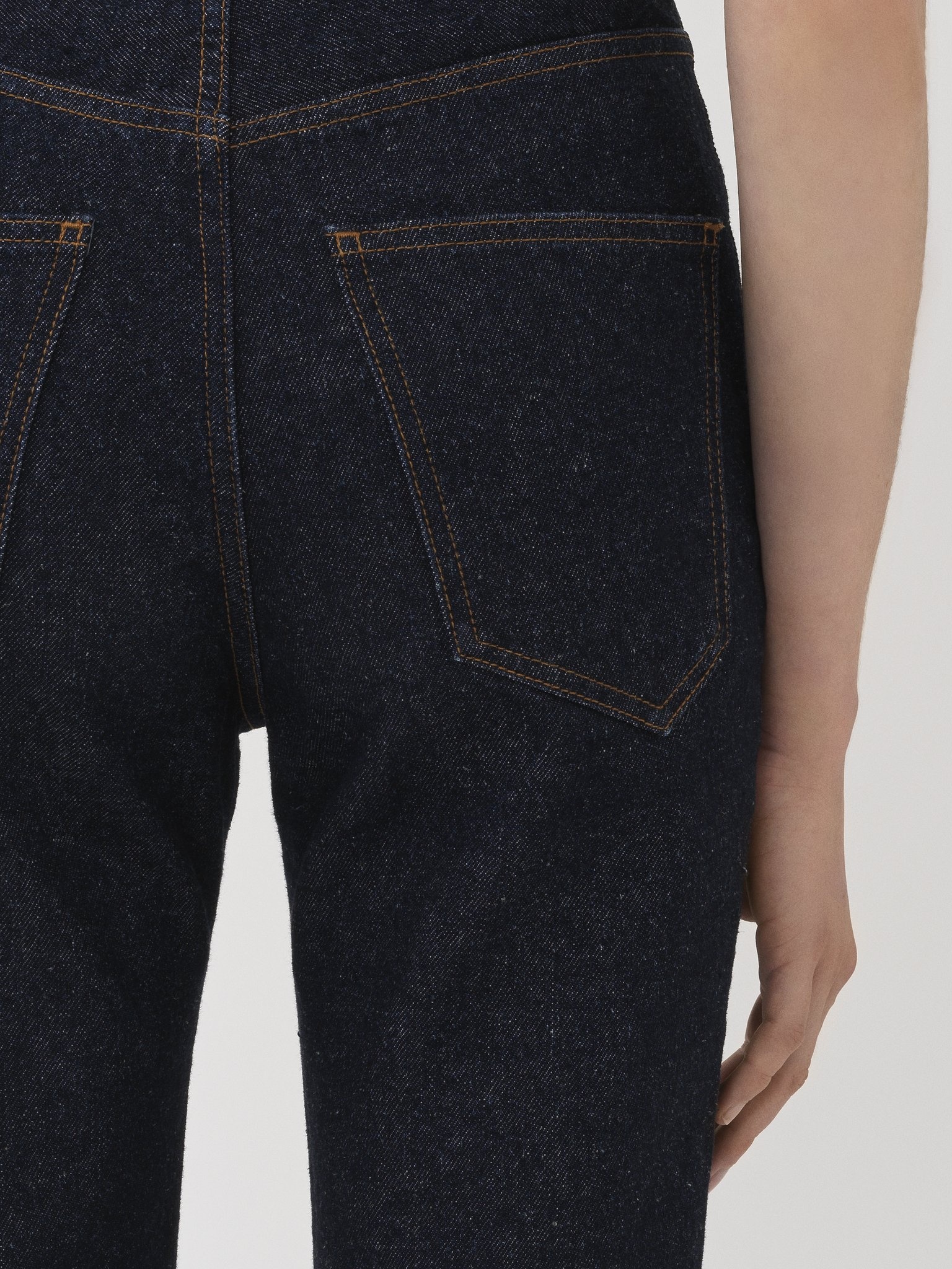 "MERAPI" FLARE JEANS - 5