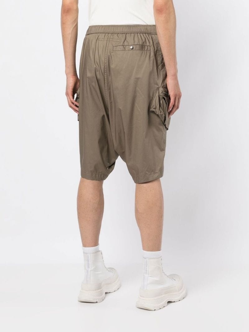 drop-crotch cargo shorts - 4