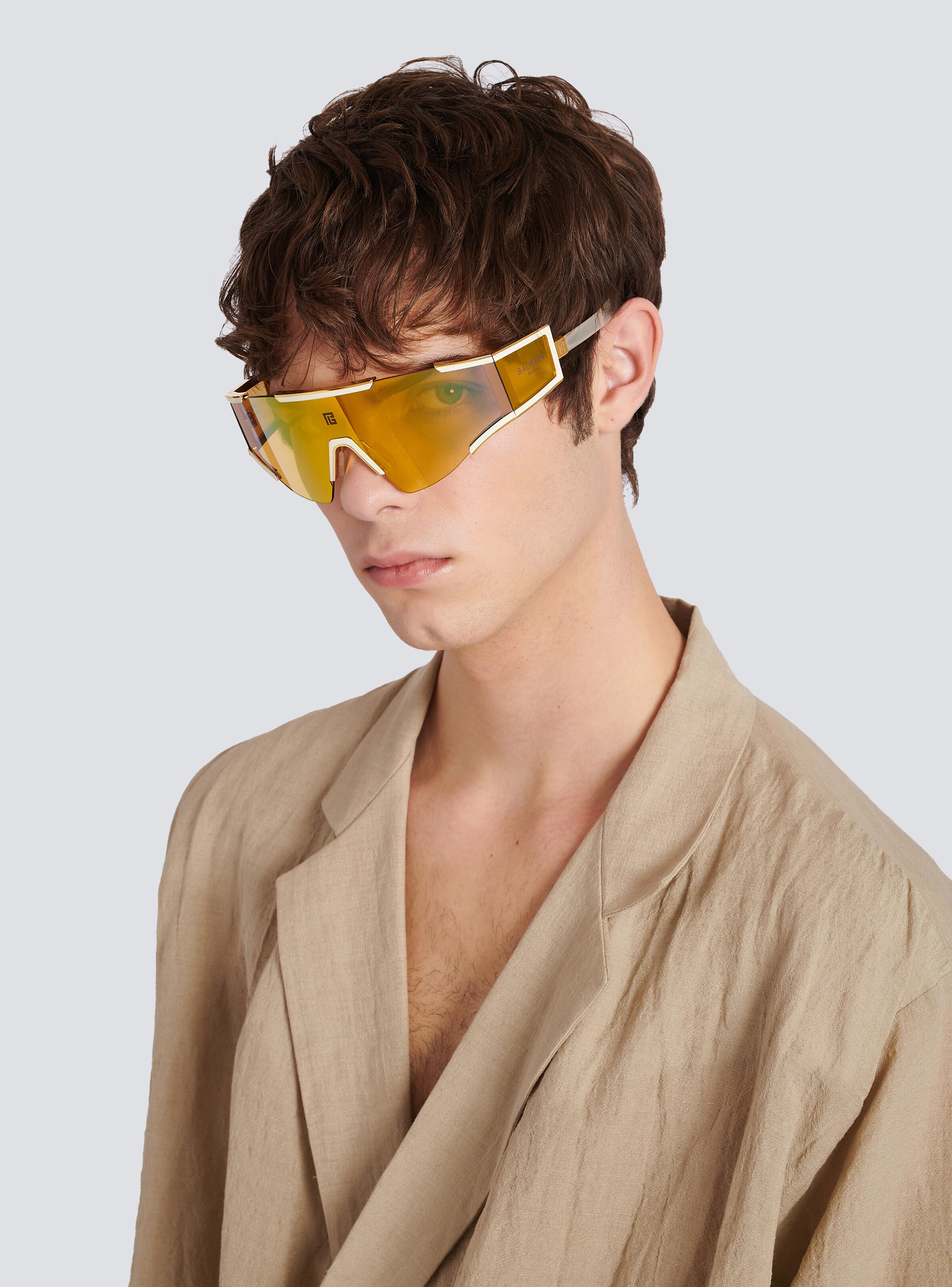【送料&関税込】Balmain Fleche Sunglasses Sunglasses - Unise Balmain® Eyewear - Flèche Sunglasses | Specs Collective