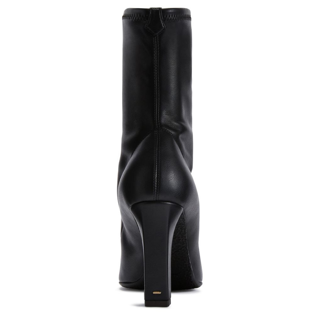 Janiee Stretch 90 - 4