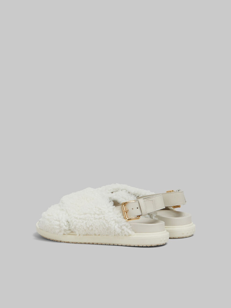 Marni WHITE CURLY SHEARLING FUSSBETT SLIDE outlook