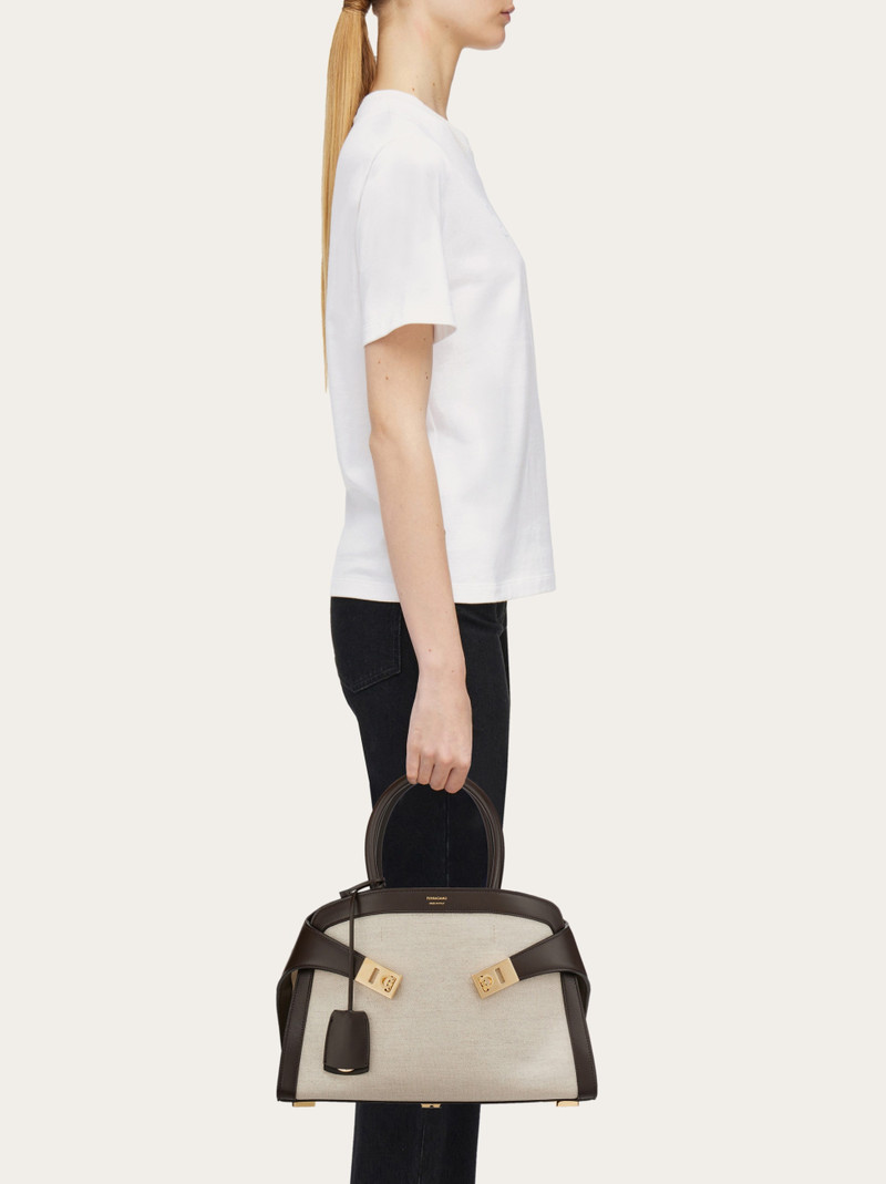 FERRAGAMO Hug handbag (S) outlook