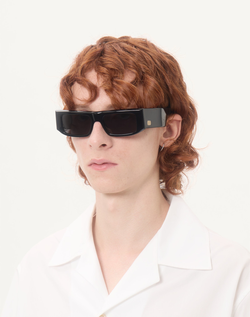 Valentino RECTANGULAR ACETATE EYEWEAR outlook