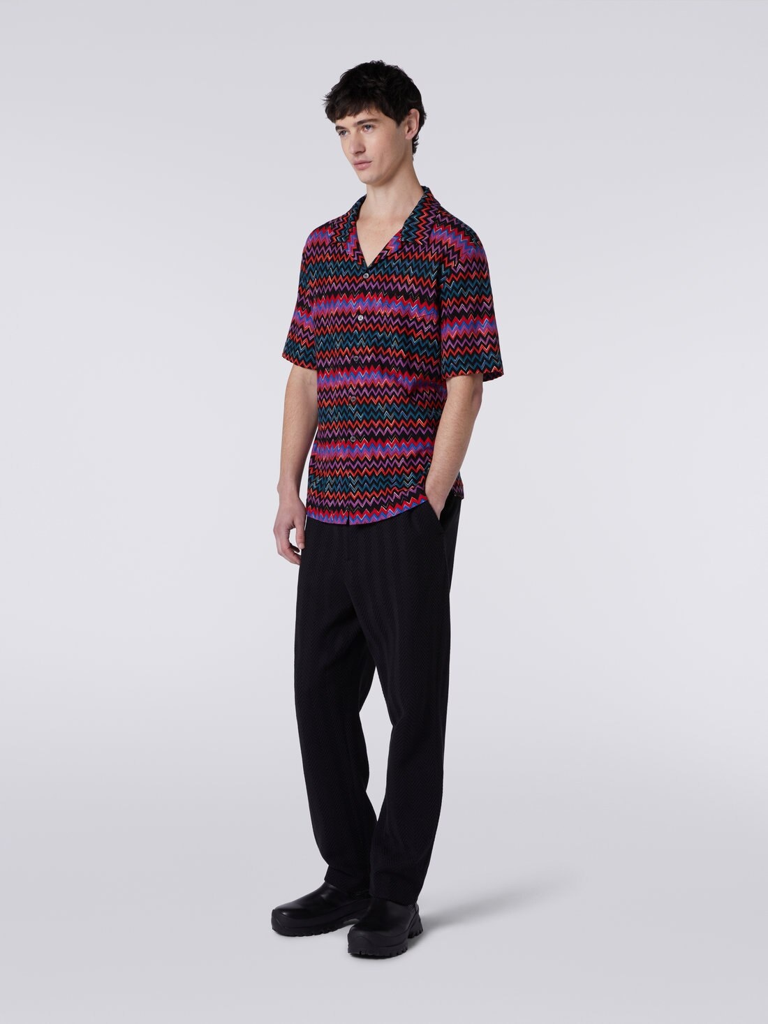 Short-sleeved bowling shirt in zigzag cotton and viscose - 3