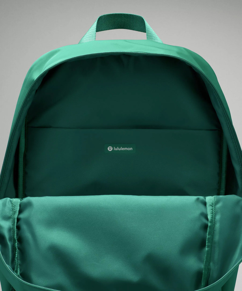 Everywhere Backpack 22L 5