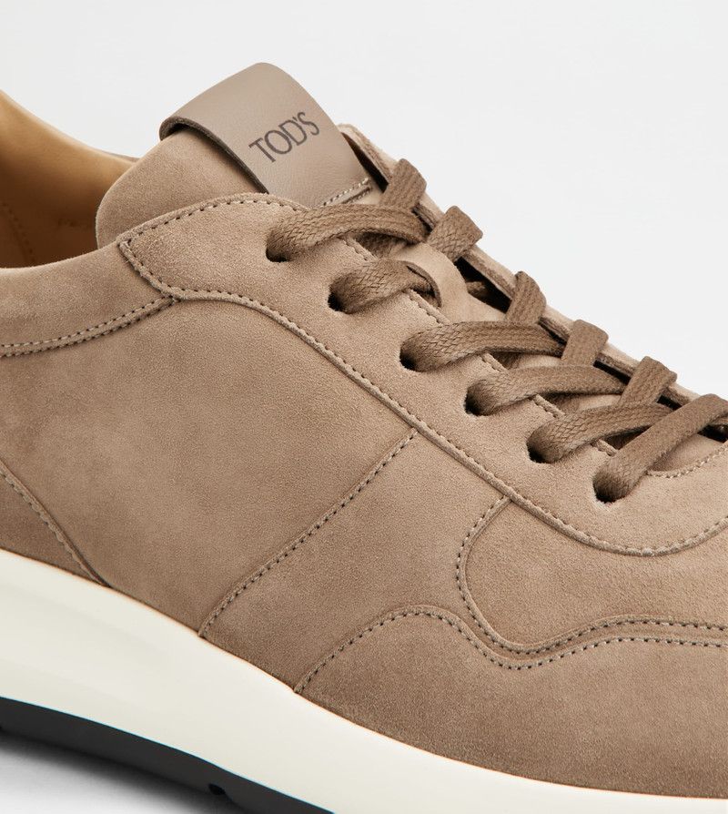SNEAKERS IN SUEDE - 베이지 5
