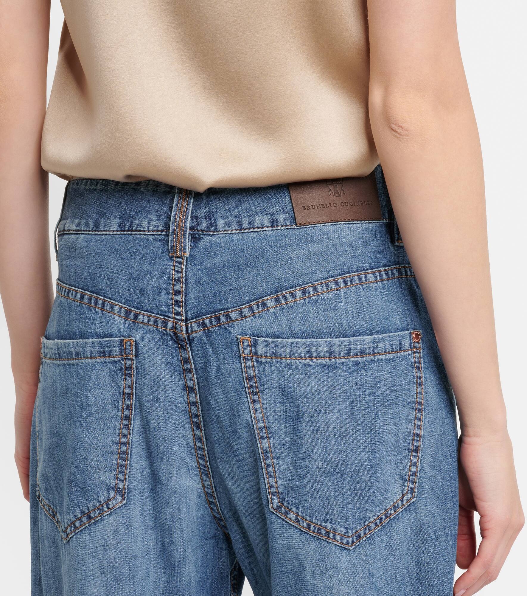 Mid-rise straight jeans - 6