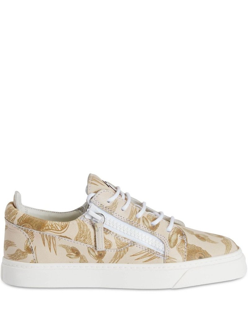 Gail sneakers 1