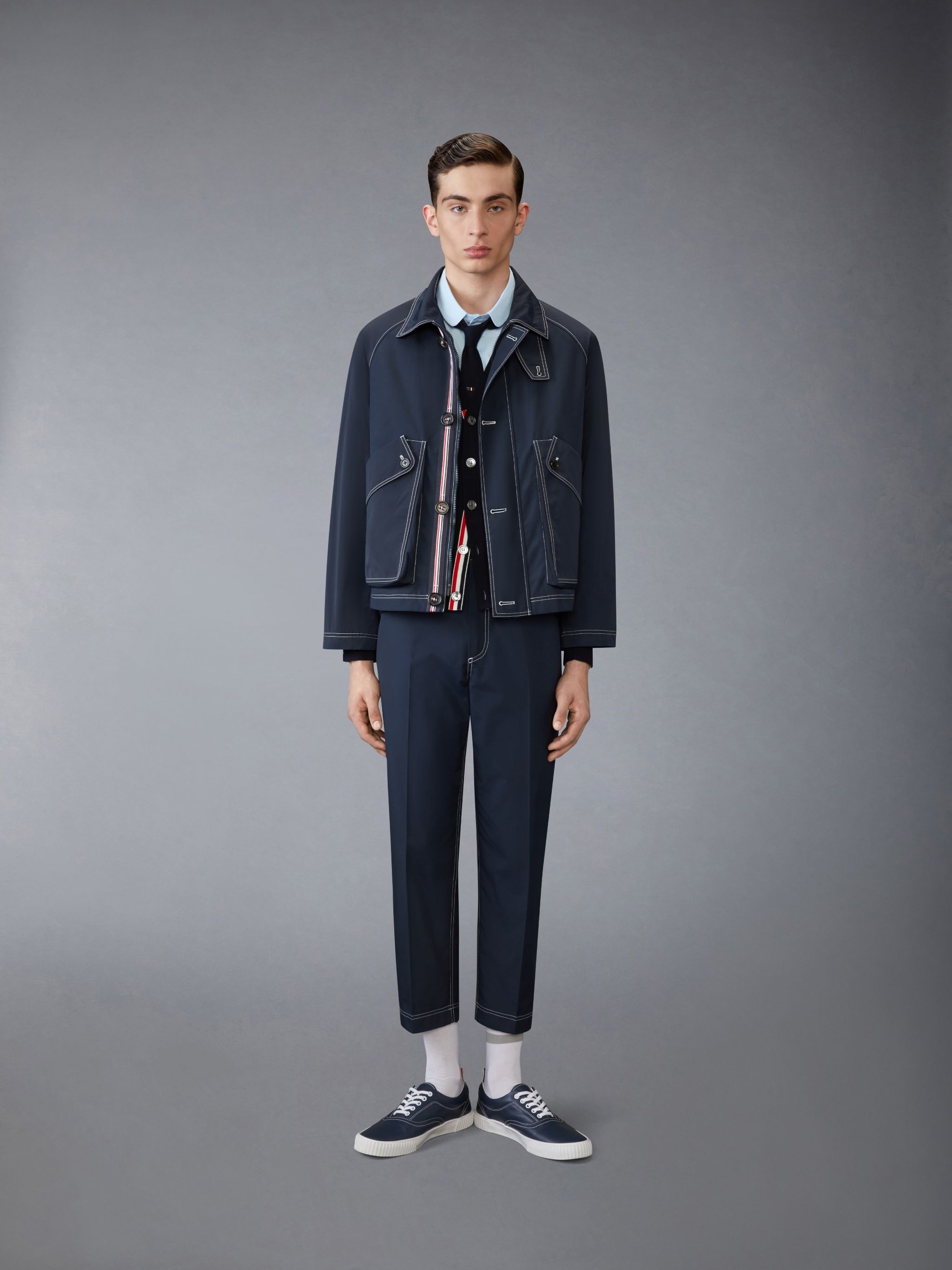 【THOM BROWNE】Arrow and Bis Jacket/追跡+関税+全国送料込み Thom Browne Bomber Jacket in Navy | FWRD
