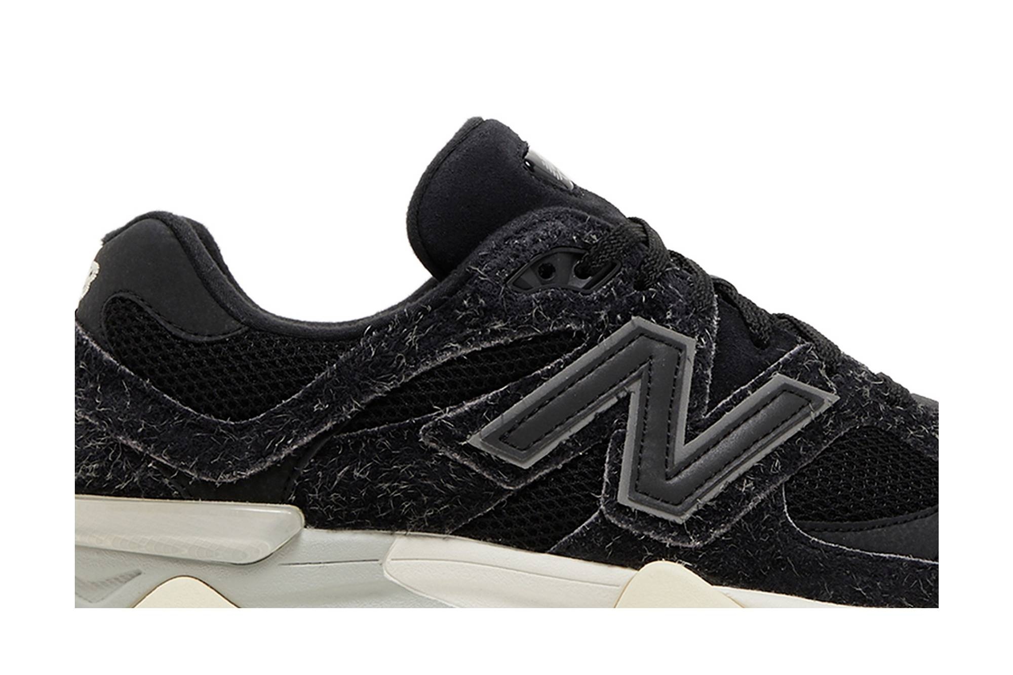 9060 'Suede Pack - Black' - 2