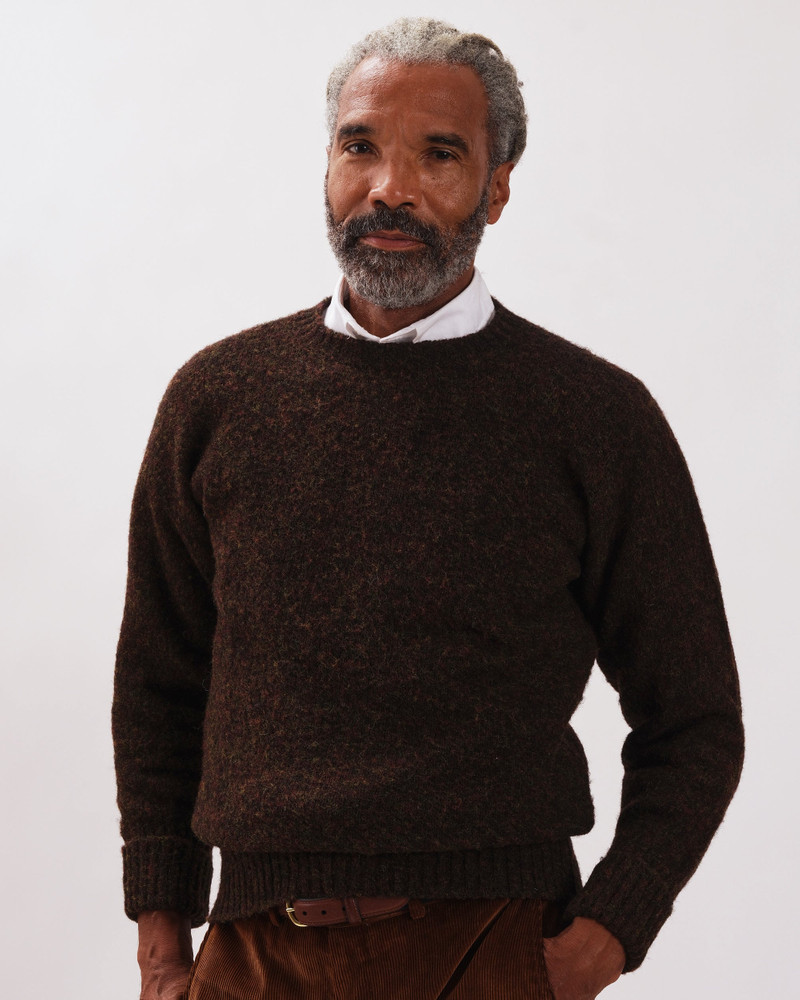 MADE-IN-SCOTLAND DARK BROWN MIX SHAGGY DOG SWEATER - CLASSIC FIT 3