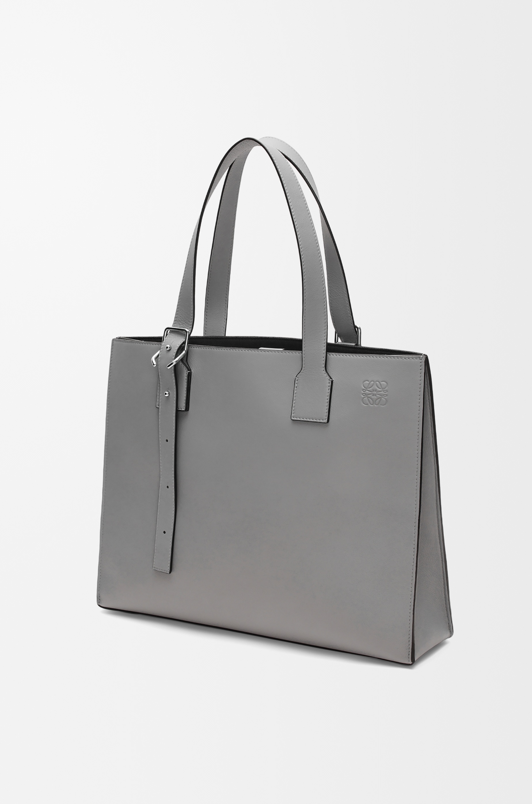 Buckle Horizontal Tote in classic calfskin - 3