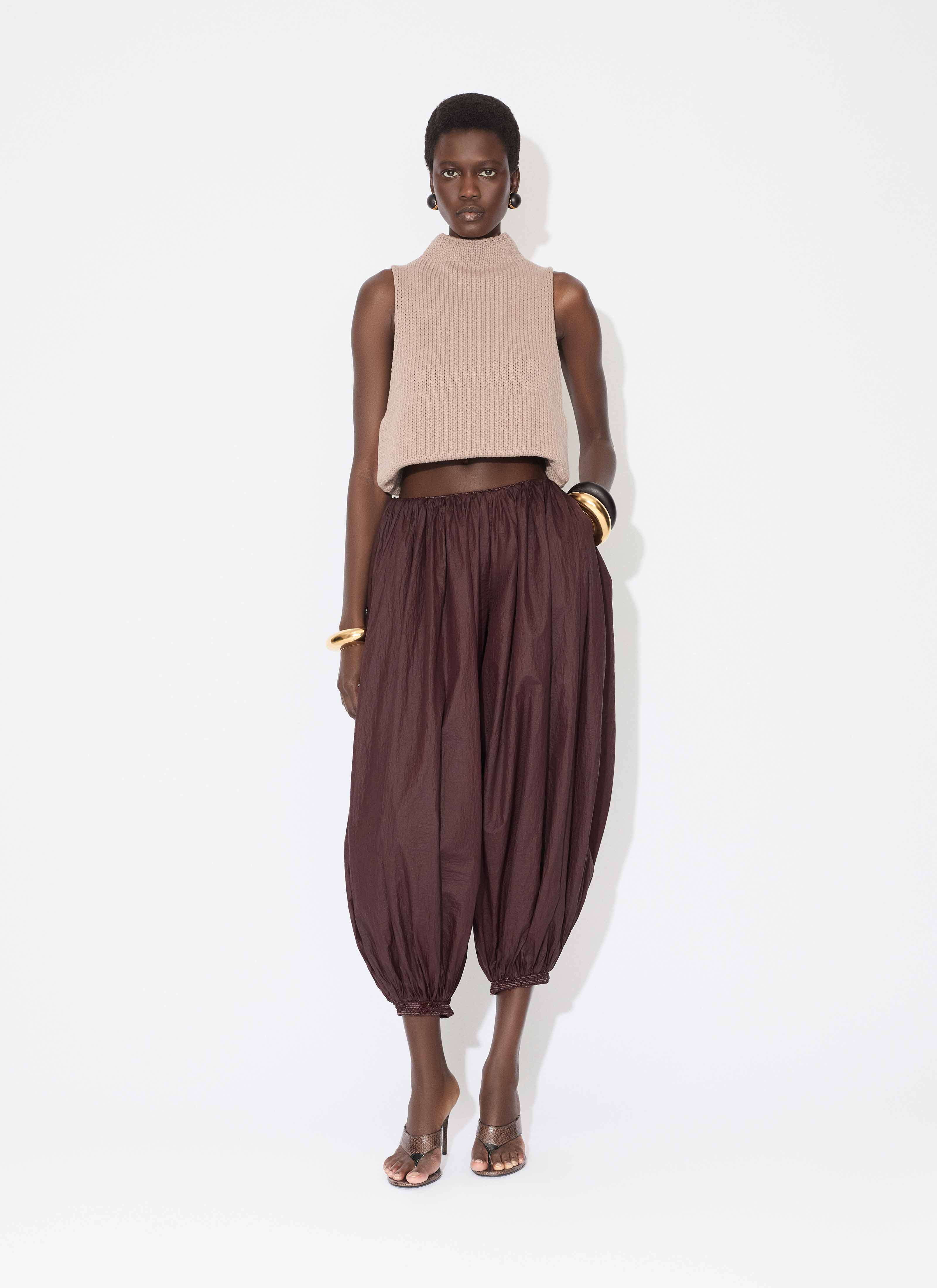 CHUNKY KNIT SLEEVELESS SWEATER - 2