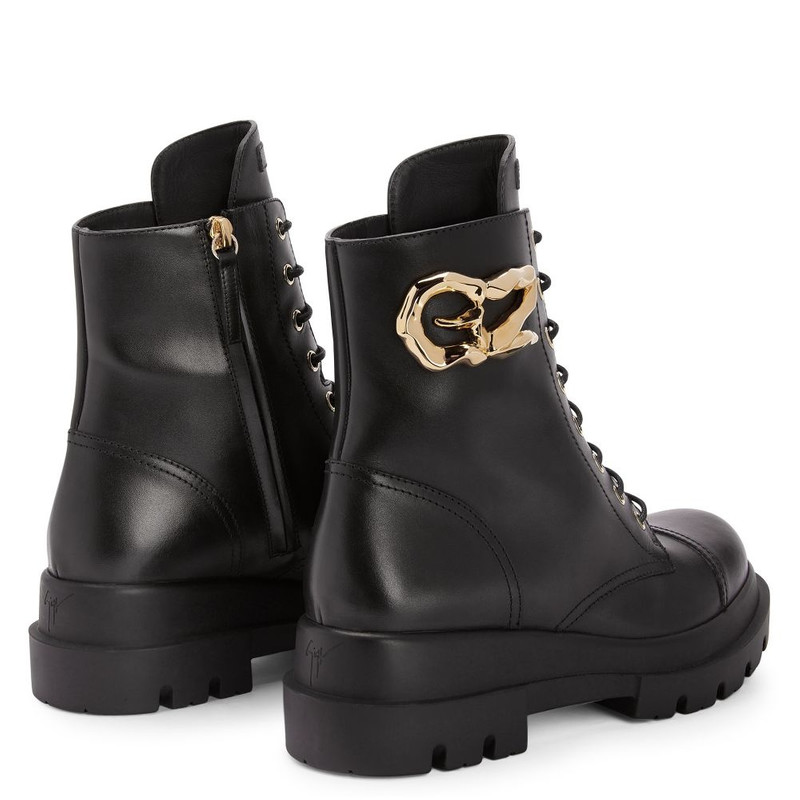Tankie Boot 4