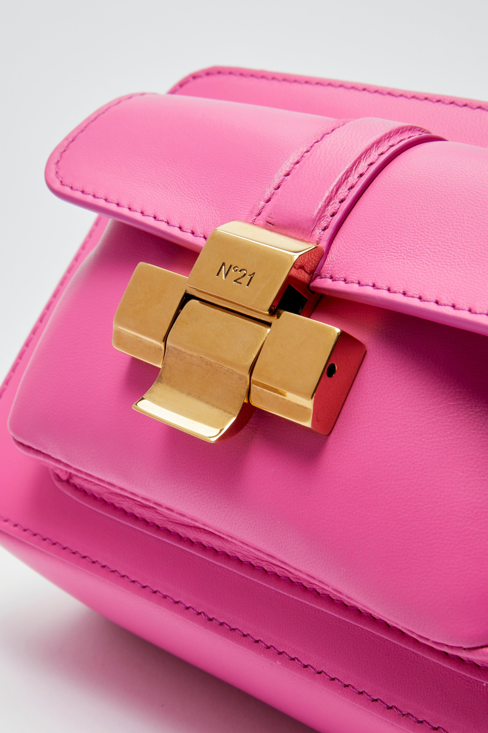 LEATHER CAMERA BAG - 4