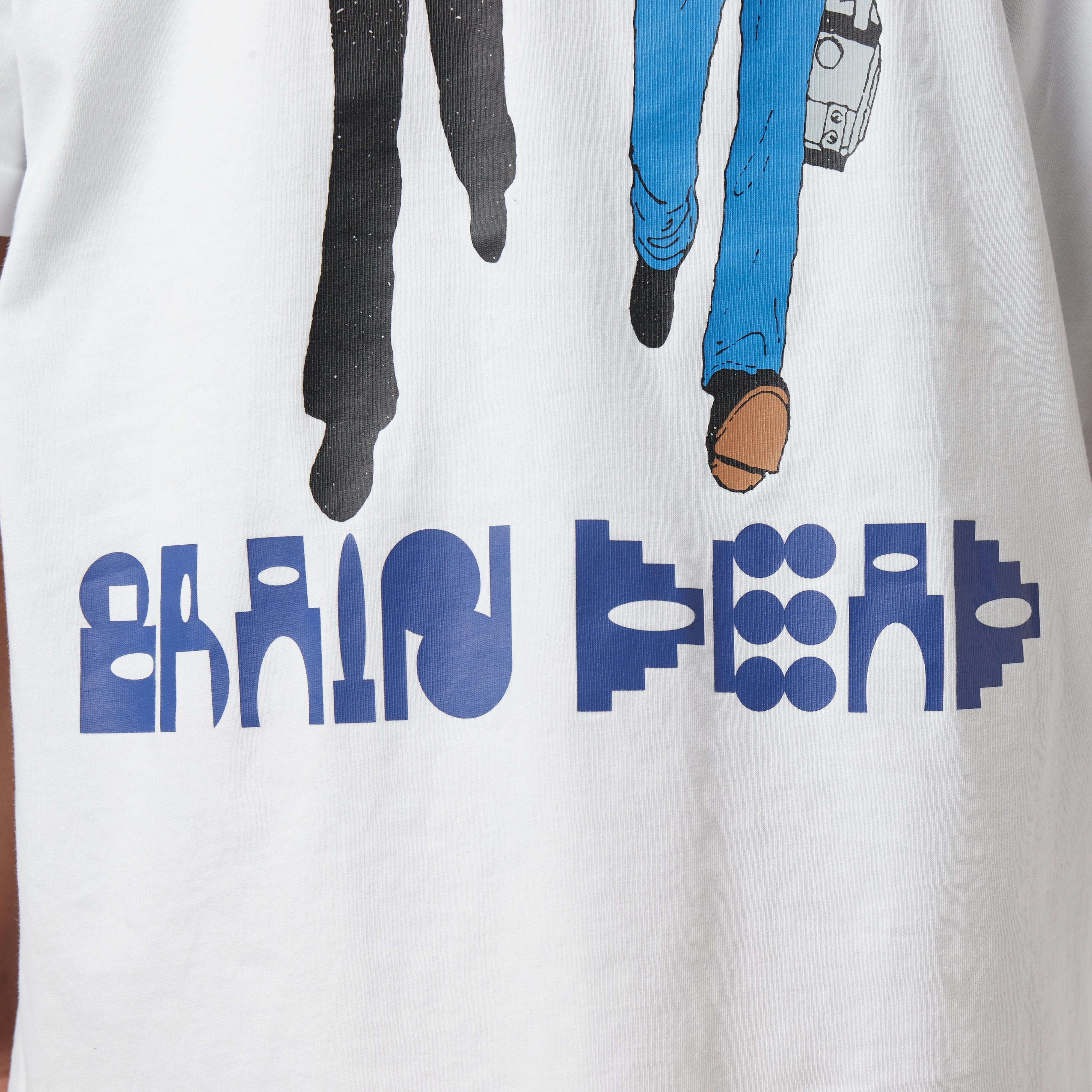 Handheld T-Shirt - 5