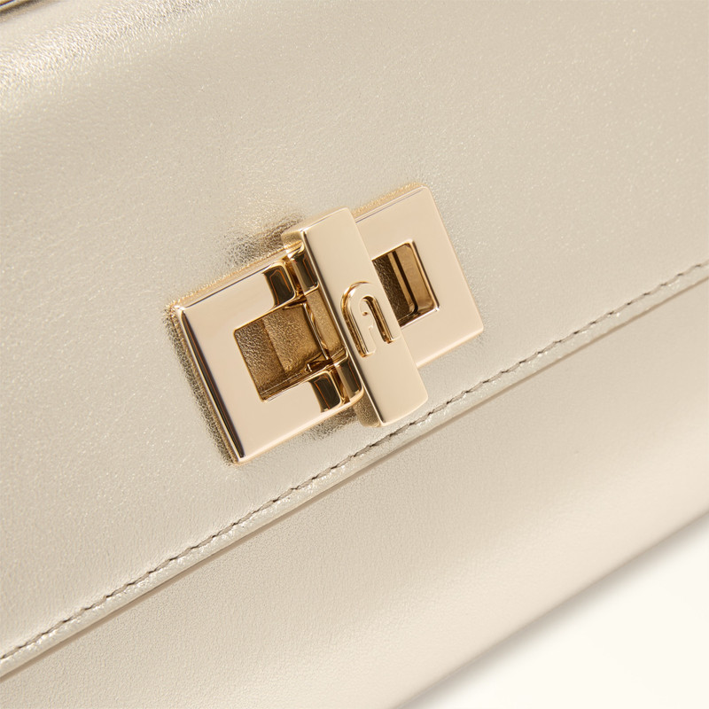 Furla Clara 4