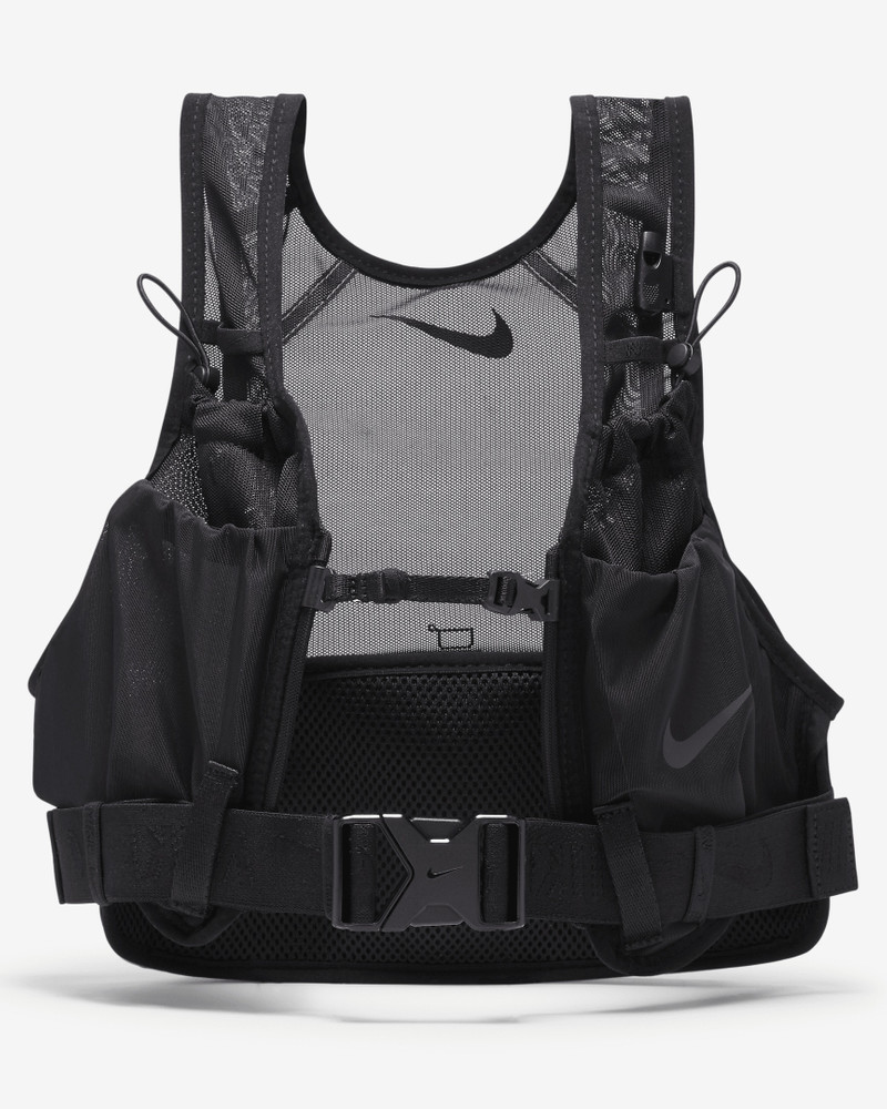 Nike Nike Transform Packable Running Vest outlook